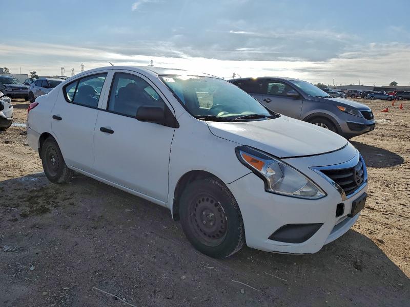 2015 NISSAN VERSA S #3311451237