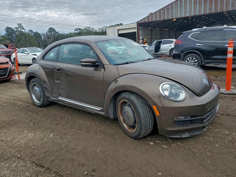 2012 VOLKSWAGEN BEETLE #3308394311