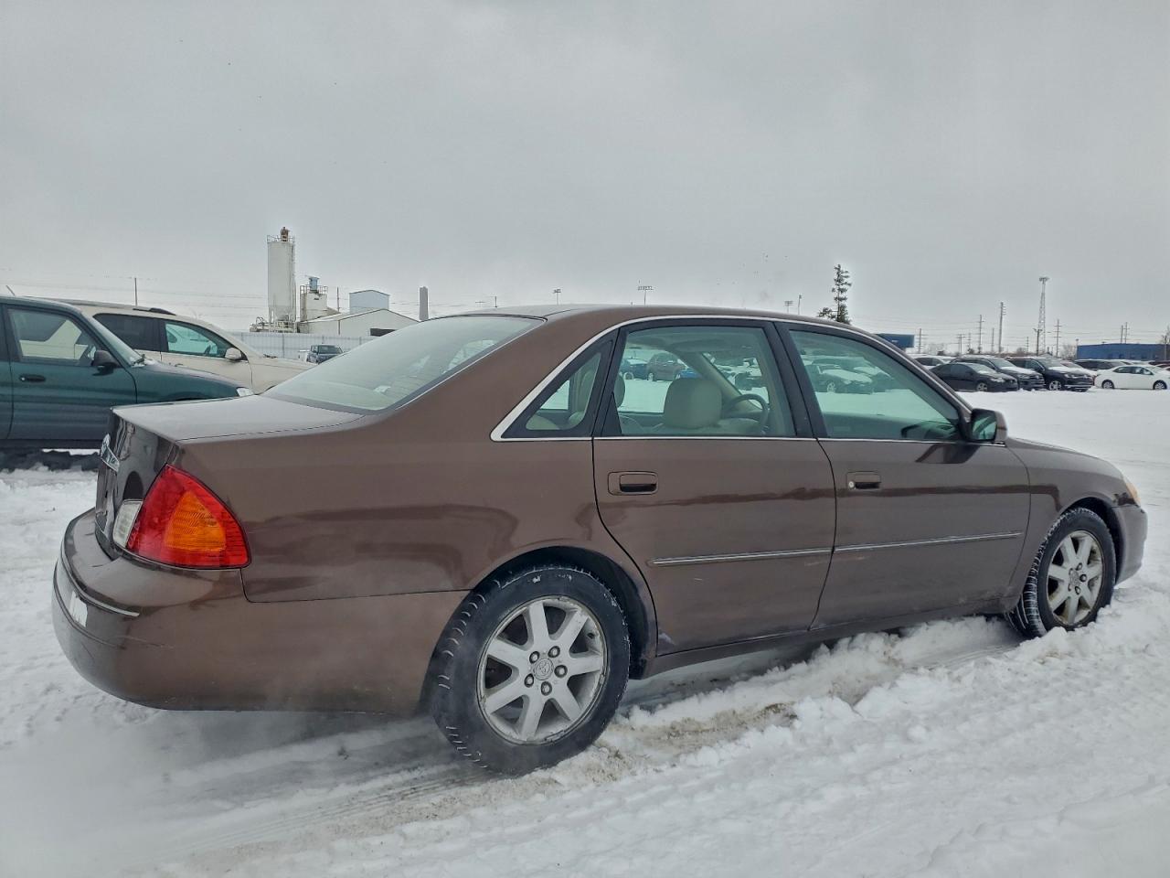 Lot #3311115897 2000 TOYOTA AVALON XL