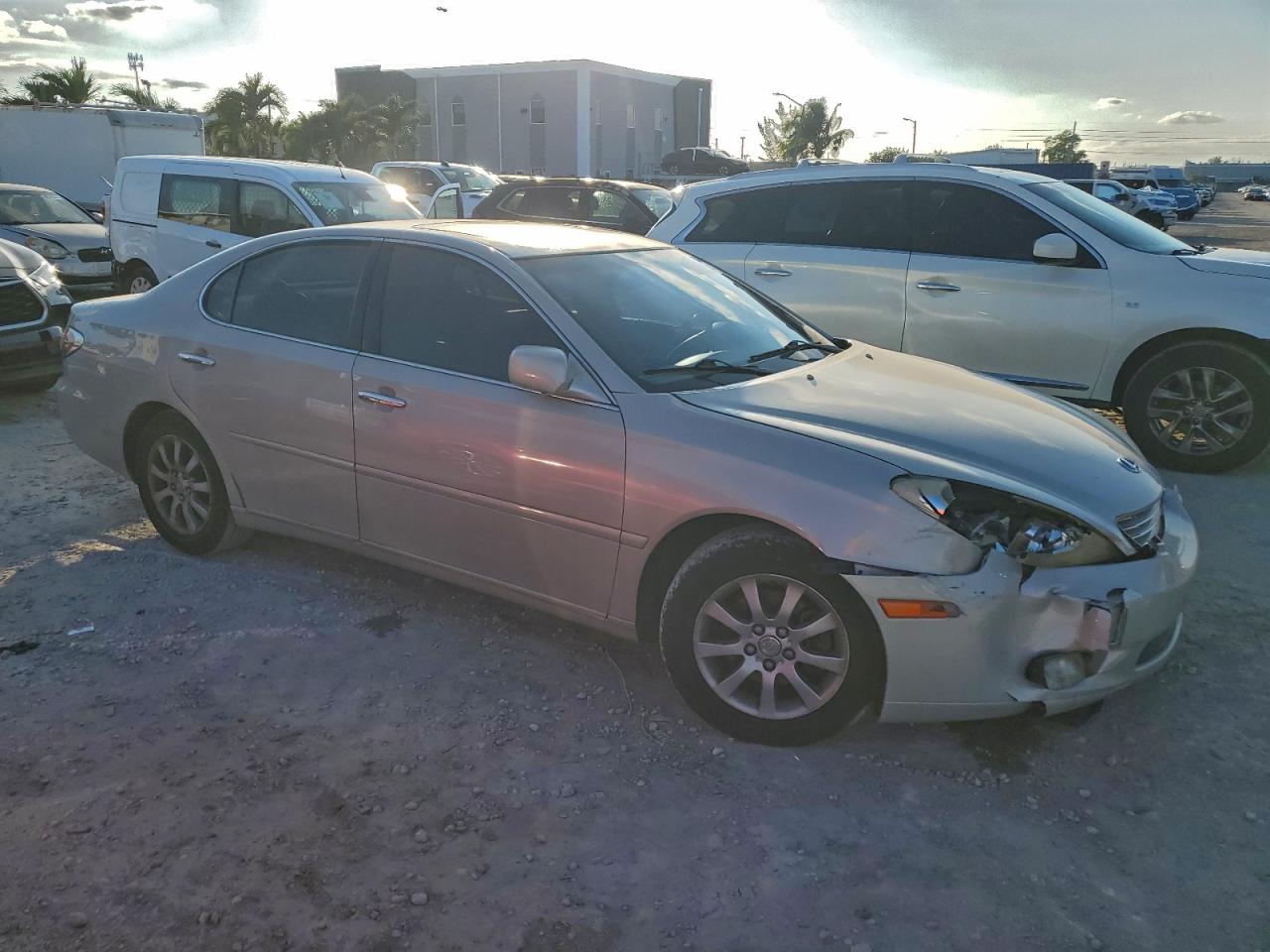 Lexus Es 330 Image 4