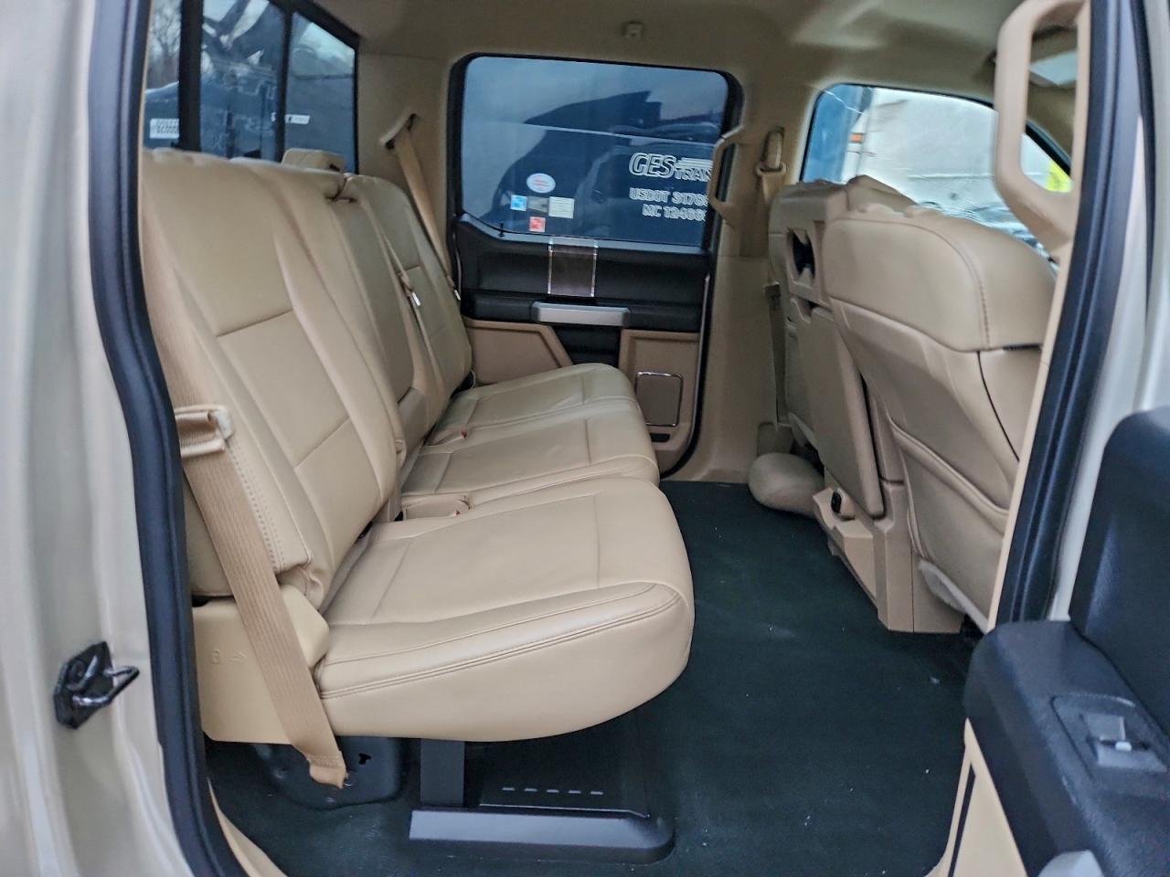 FORD F-350 SUPER DUTY