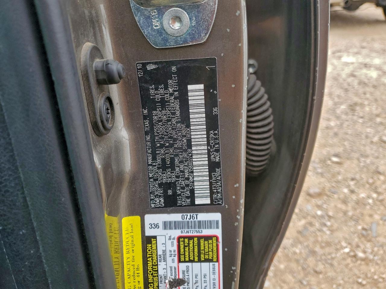 TOYOTA TUNDRA DOUBLE CAB SR5