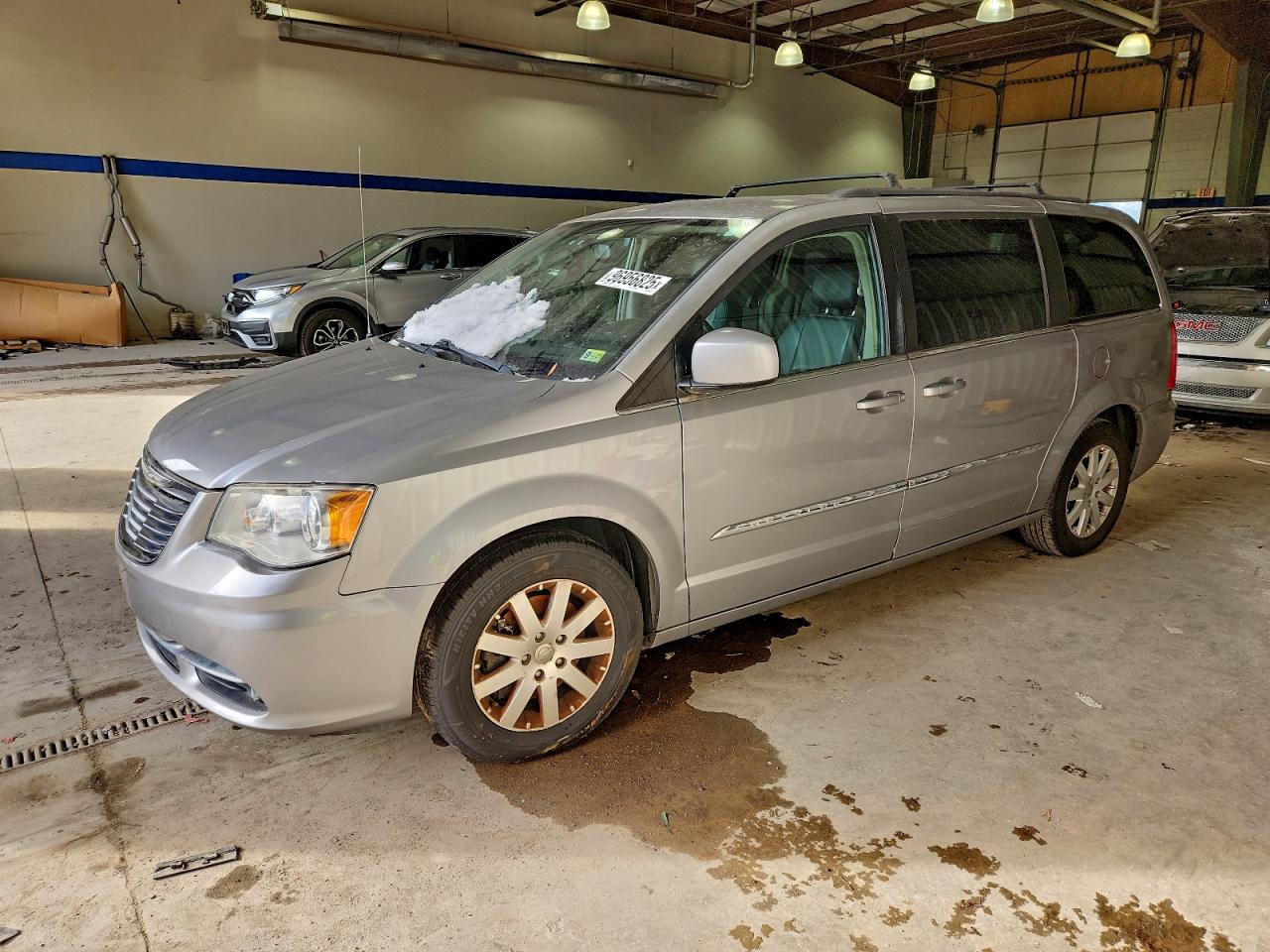 CHRYSLER TOWN & COUNTRY TOURING