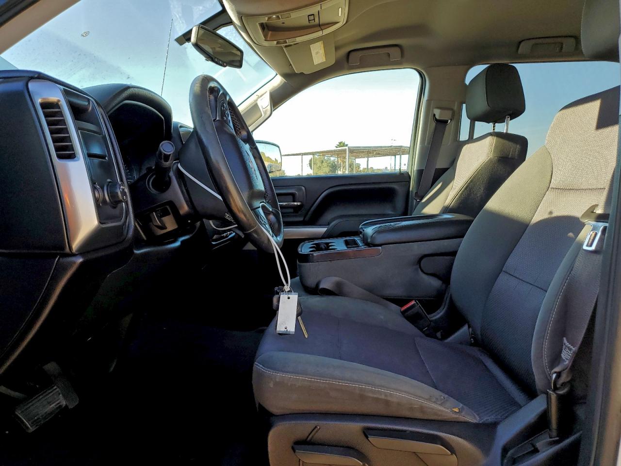 CHEVROLET SILVERADO C1500 LT