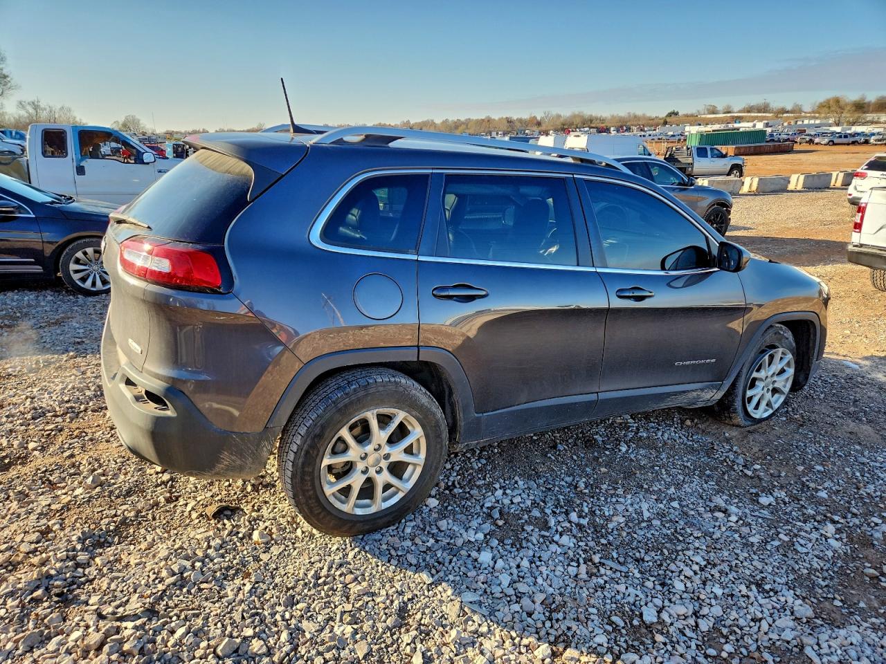 JEEP GRAND CHEROKEE LATITUDE PLUS