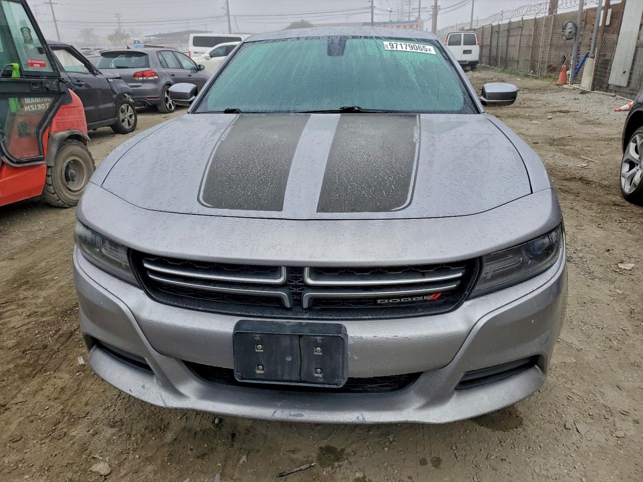 Lot #3317028998 2015 DODGE CHARGER SE