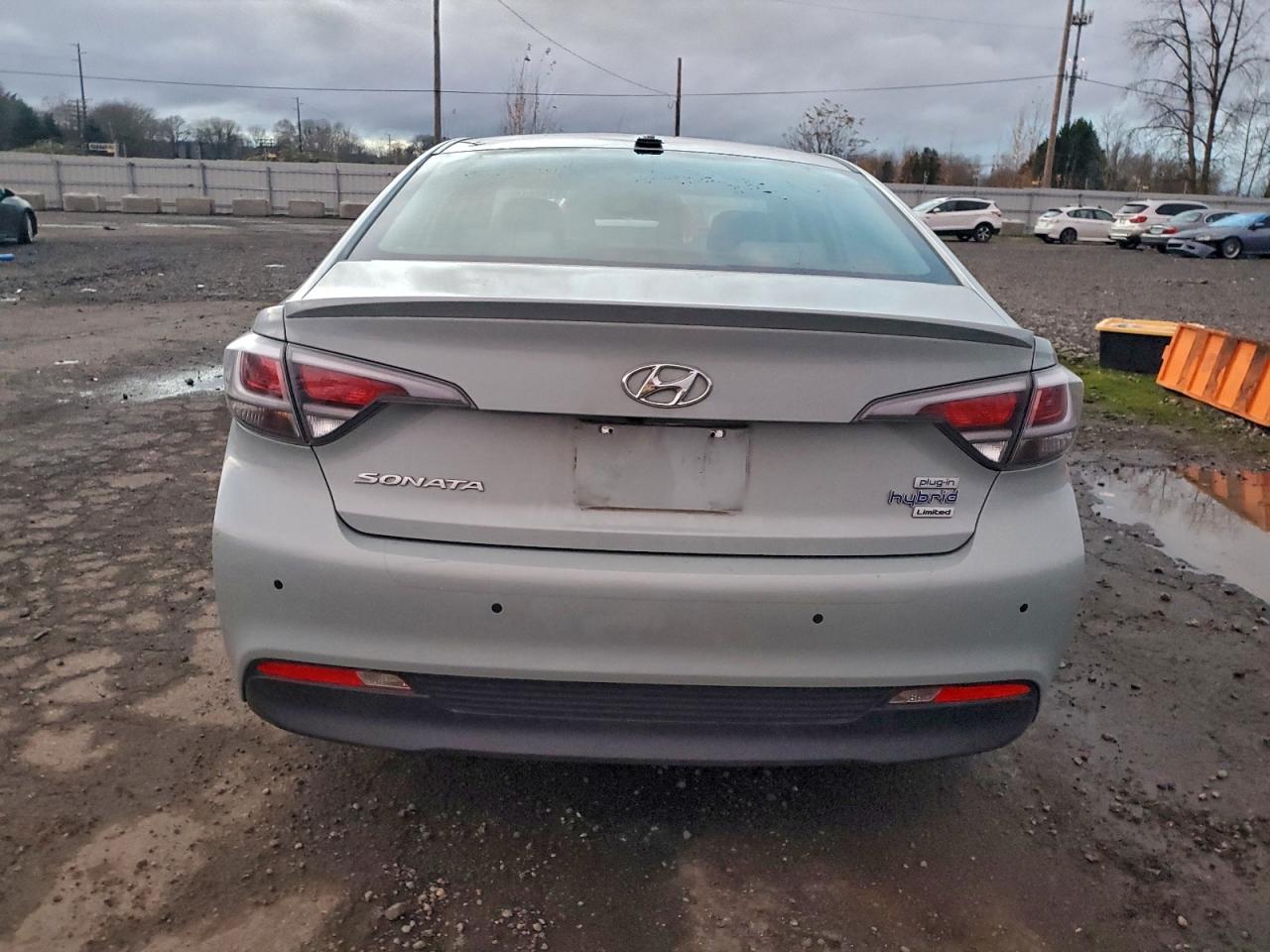 HYUNDAI SONATA PLUG-IN HYBRID