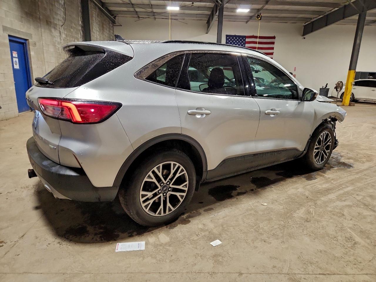 Lot #3305397343 2020 FORD ESCAPE SEL