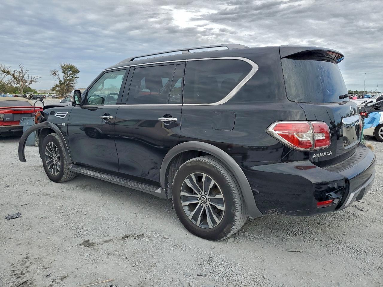 NISSAN ARMADA SV