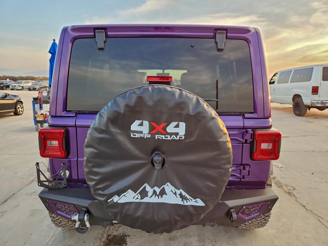 JEEP WRANGLER SAHARA