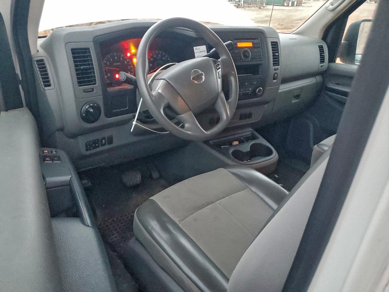 NISSAN NV1500 1500 S