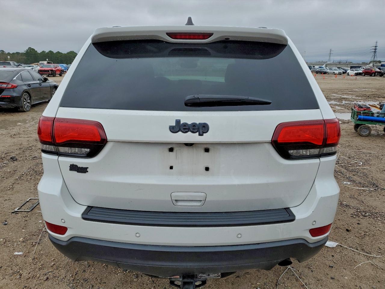 JEEP GRAND CHEROKEE LAREDO