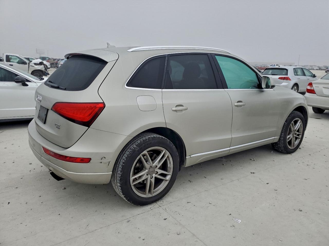 AUDI Q5 PREMIUM PLUS