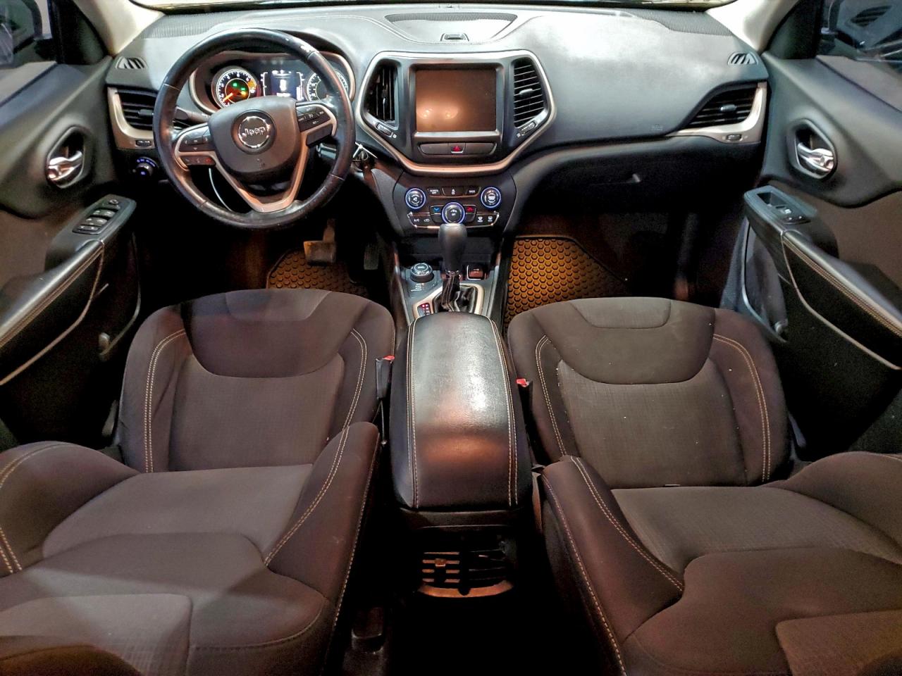 Lot #3301859975 2016 JEEP CHEROKEE L