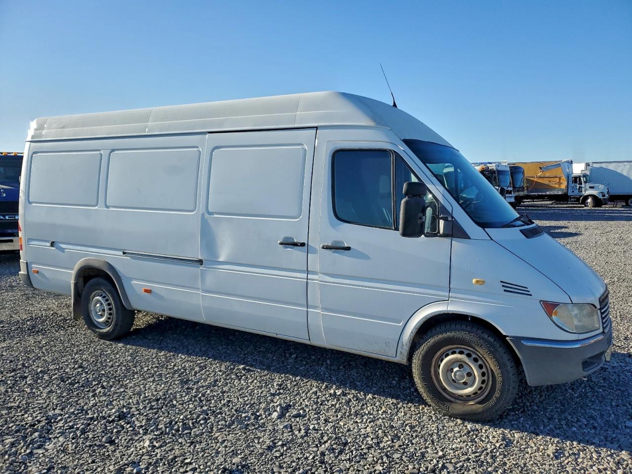 Lot #3308784998 2006 FREIGHTLINER SPRINTER 2