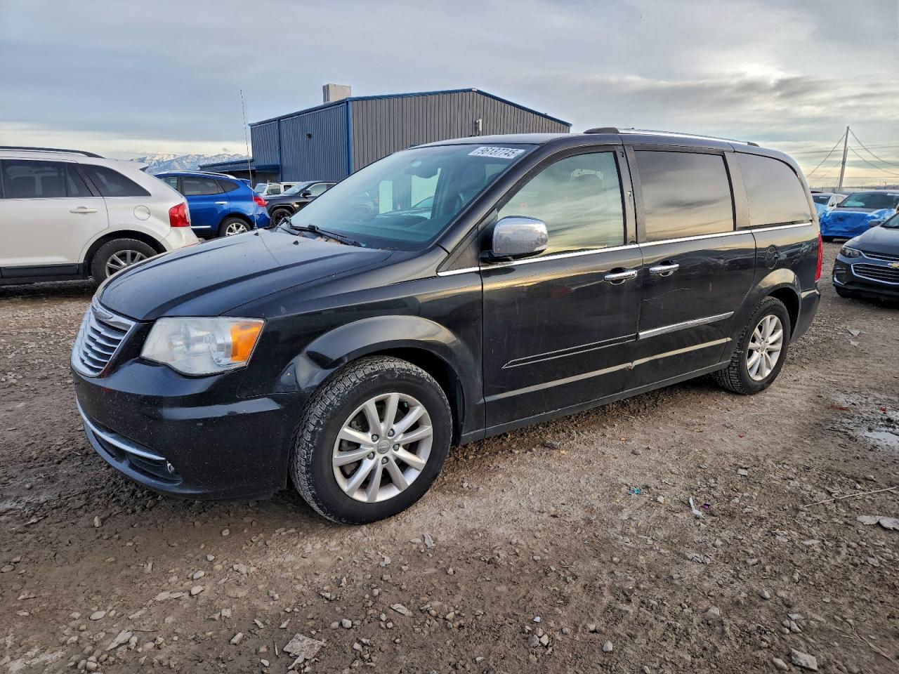 Lot #3309624057 2015 CHRYSLER TOWN & COU