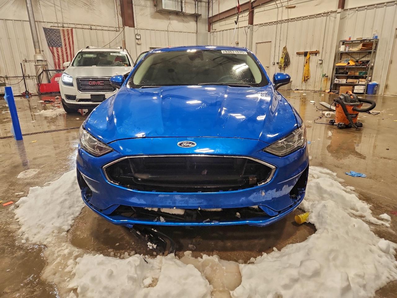 FORD FUSION SE