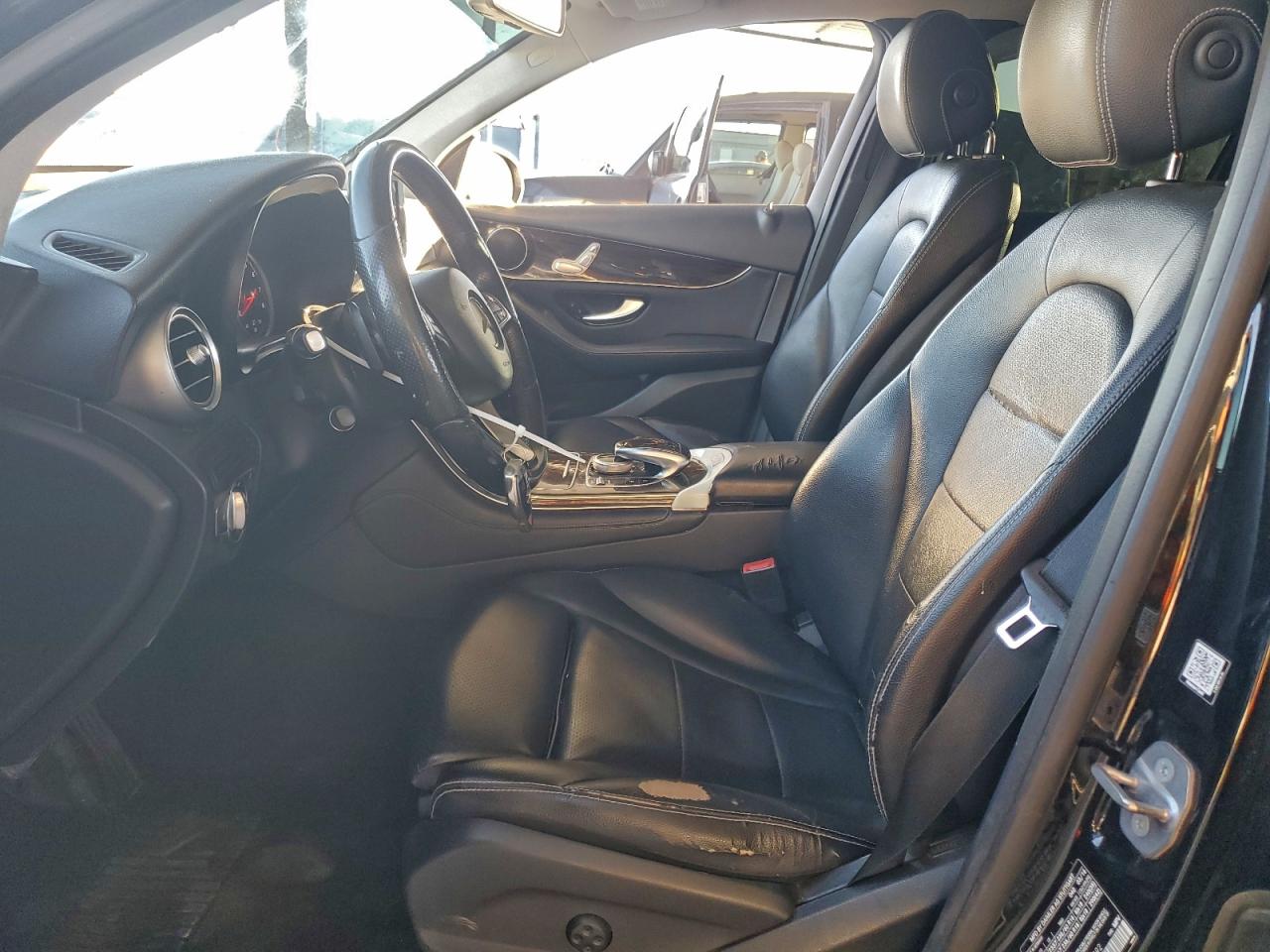 MERCEDES-BENZ GLC-CLASS 300