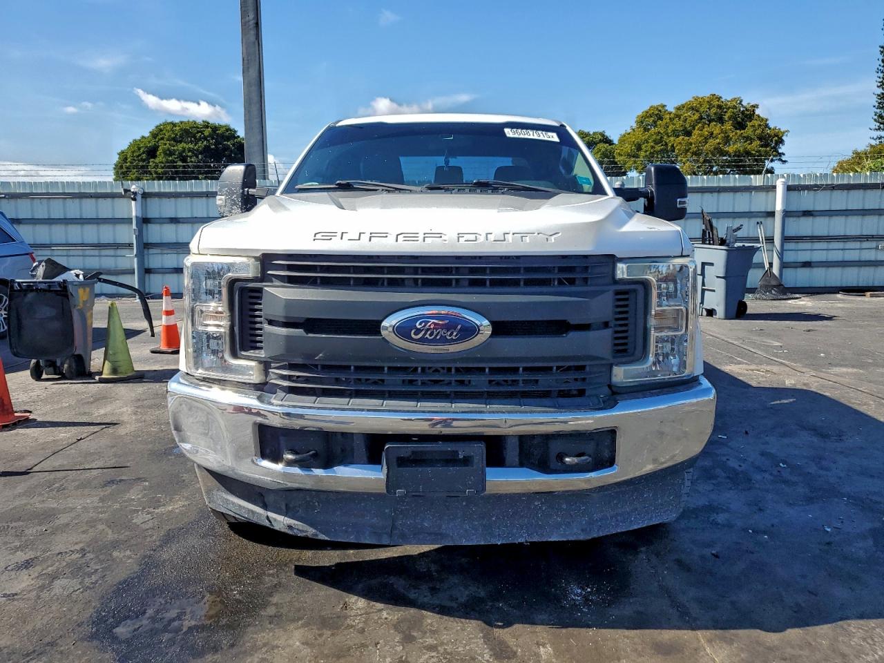 FORD F-250 SUPER DUTY