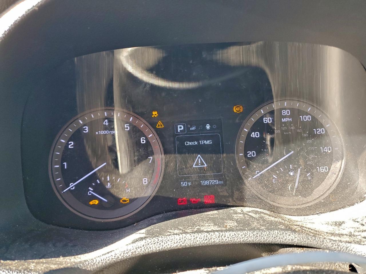 HYUNDAI TUCSON SPORT