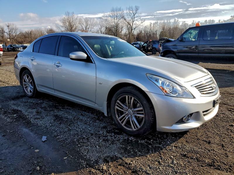 2015 INFINITI Q40 #3311460269