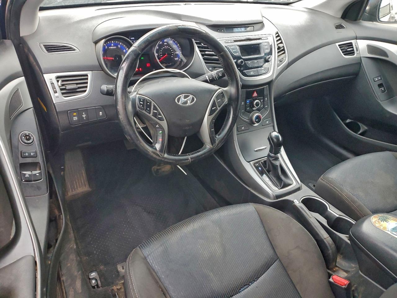 HYUNDAI ELANTRA GS