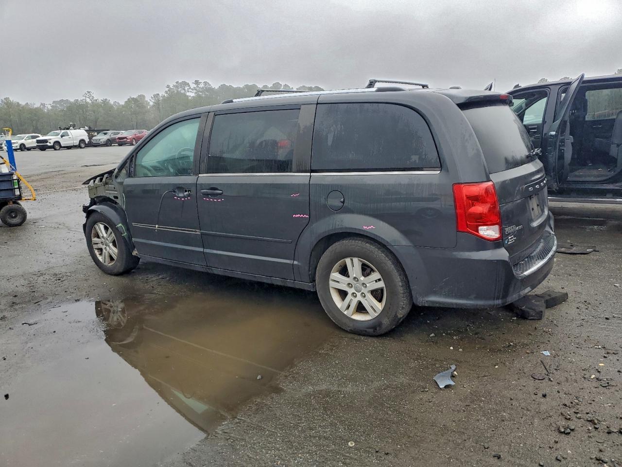 DODGE GRAND CARAVAN CREW