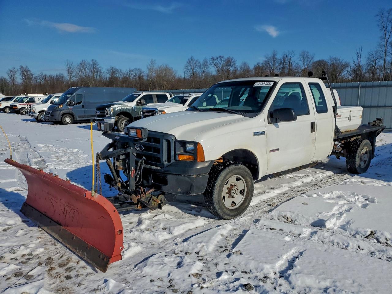 Lot #3319005316 2006 FORD F350 SRW S