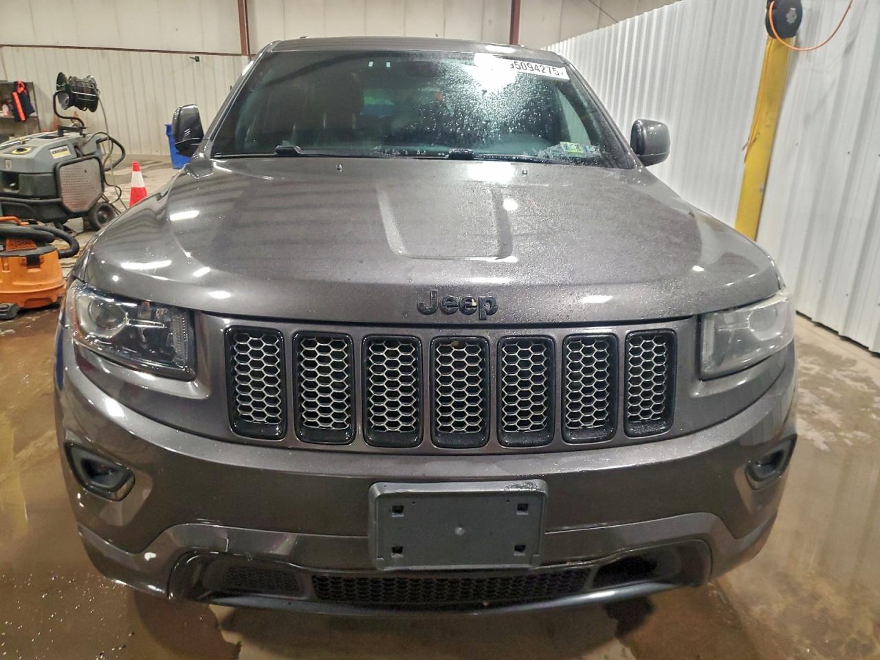 JEEP GRAND CHEROKEE LAREDO