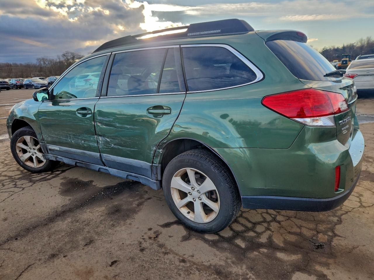 Lot #3311461319 2011 SUBARU OUTBACK 2.