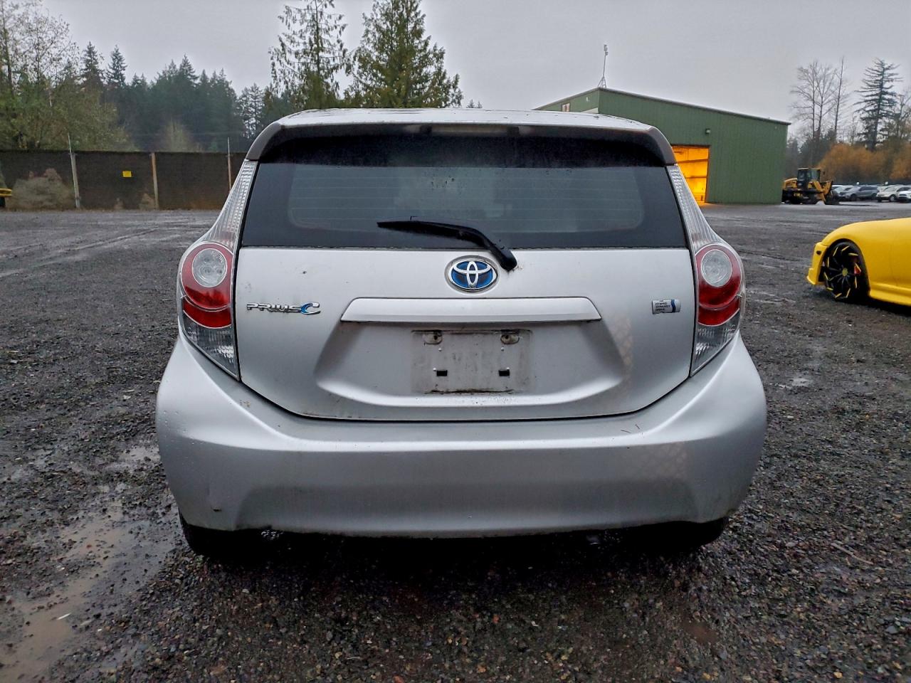 TOYOTA PRIUS C
