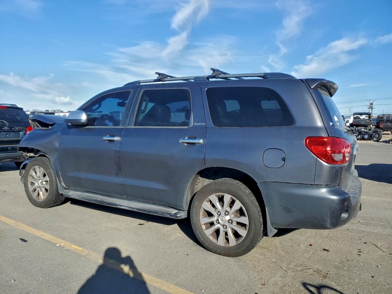 TOYOTA SEQUOIA LIMITED