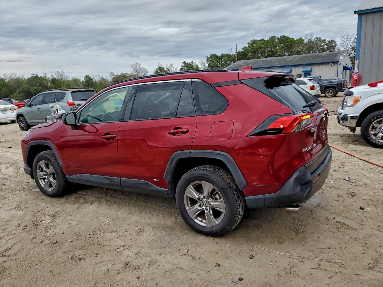 TOYOTA RAV4 LE