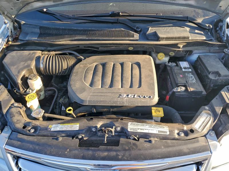 2012 CHRYSLER TOWN AND C #3317967905