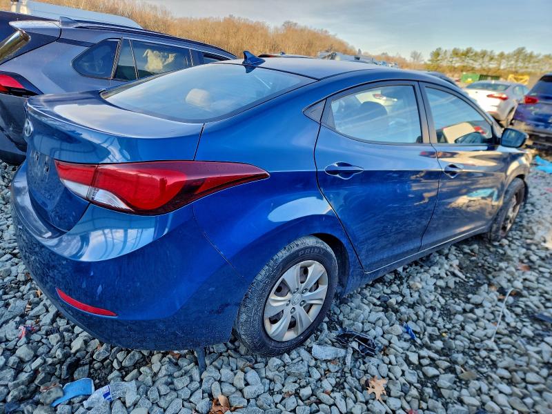2016 HYUNDAI ELANTRA SE #3301818361