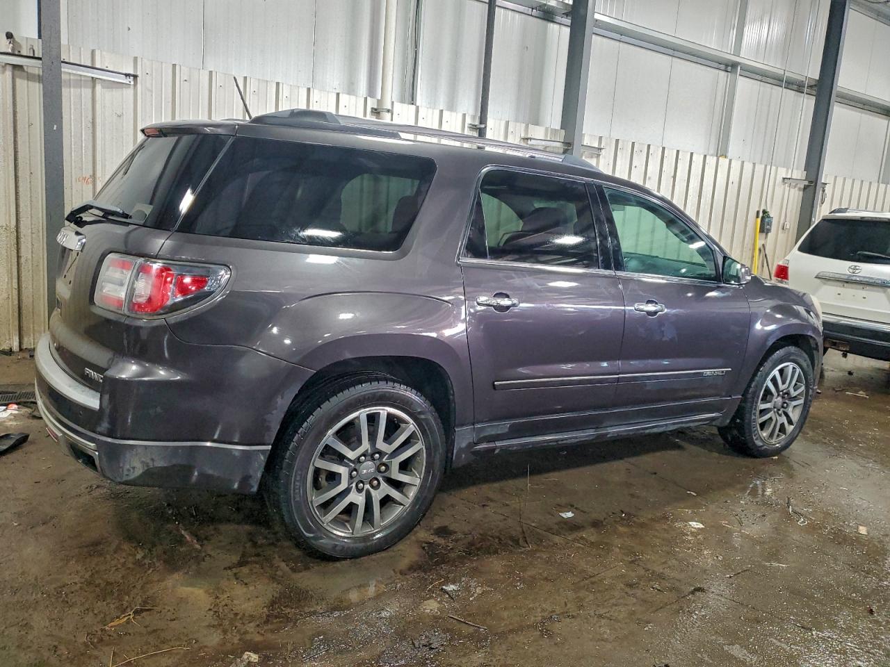 GMC ACADIA DENALI
