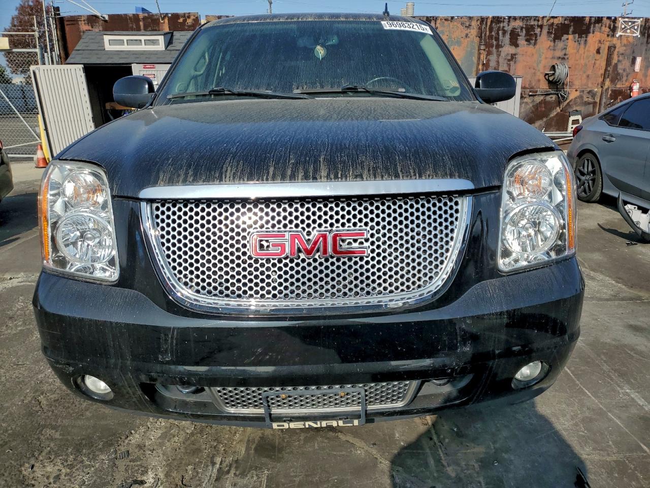 Lot #3316818437 2010 GMC YUKON DENA