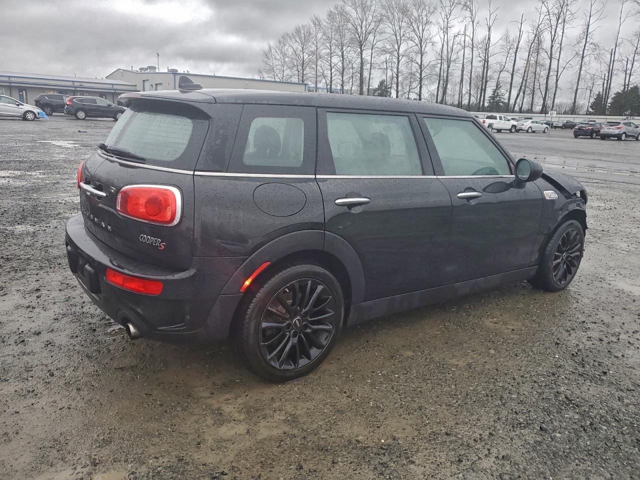 MINI COOPER S CLUBMAN