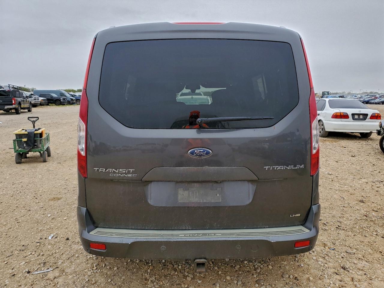 FORD TRANSIT CONNECT TITANIUM