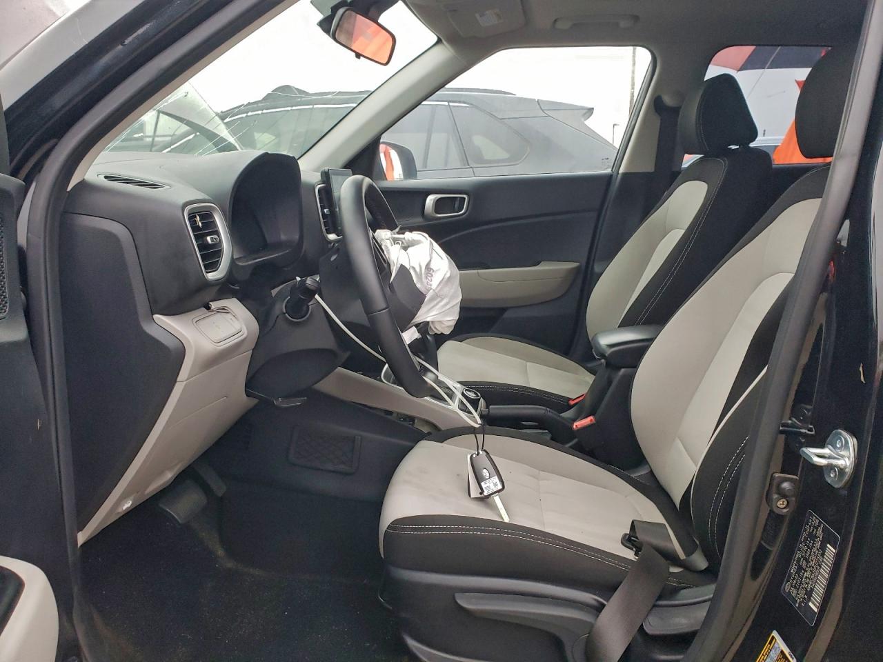 Lot #3315718361 2023 HYUNDAI VENUE SEL