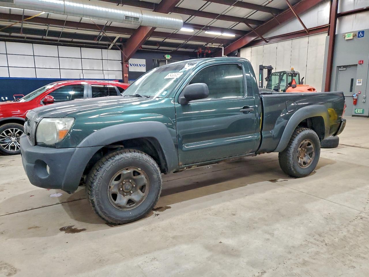 TOYOTA TACOMA