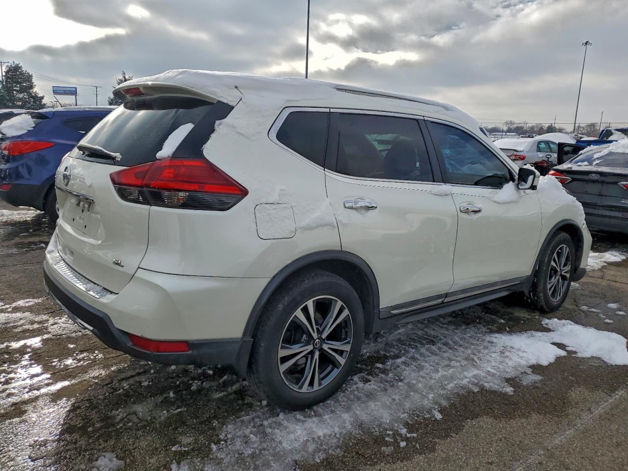 NISSAN ROGUE S
