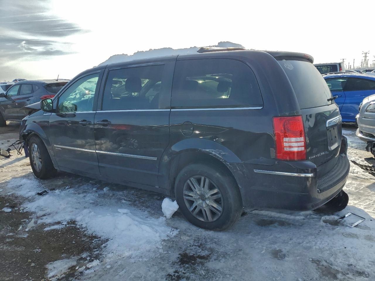 CHRYSLER TOWN & COUNTRY TOURING