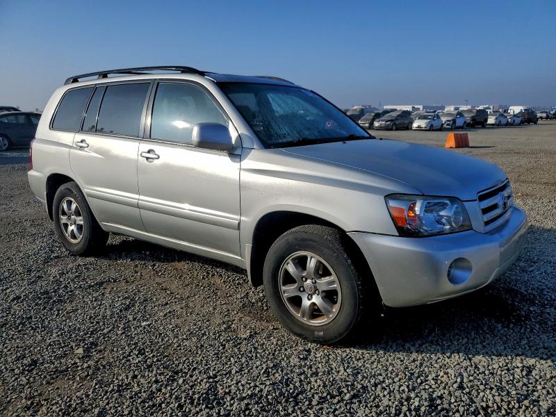 2005 TOYOTA HIGHLANDER #3316076271