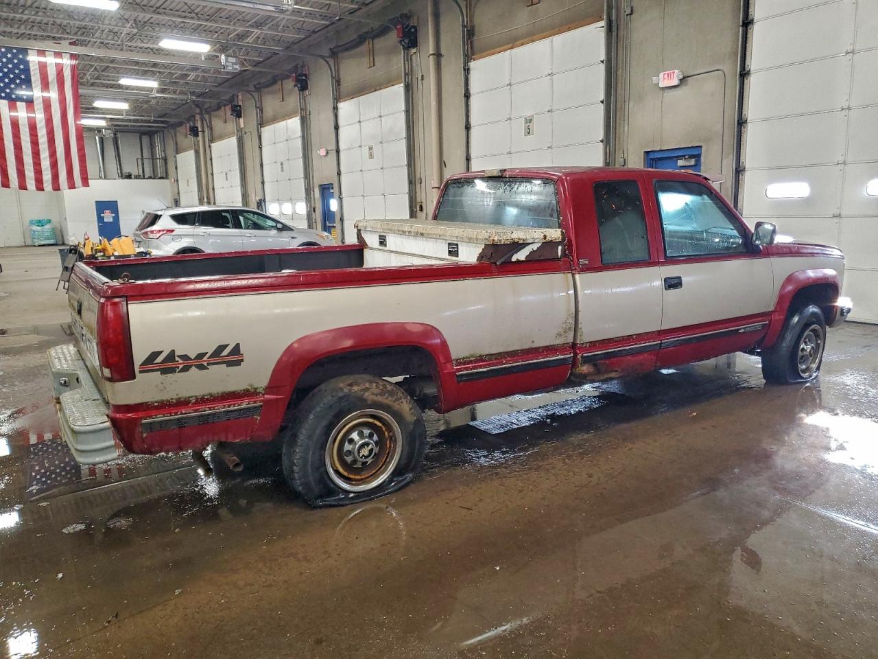 Lot #3308387282 1992 CHEVROLET GMT-400 K2