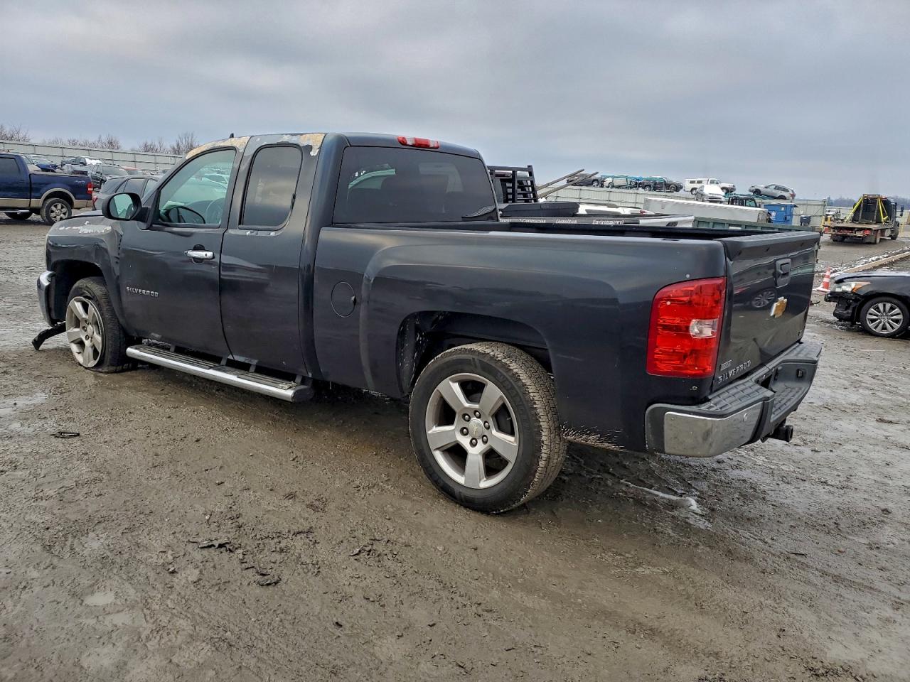 CHEVROLET SILVERADO C1500 LT