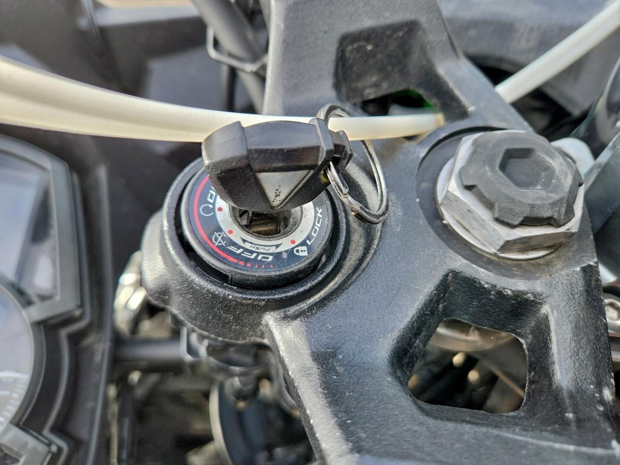 Lot #3309788355 2023 KAWASAKI EX400