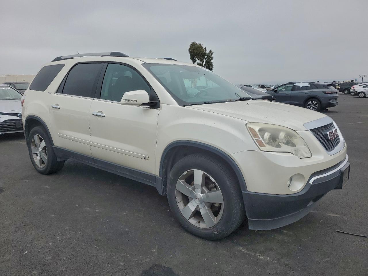 GMC ACADIA SLT-1