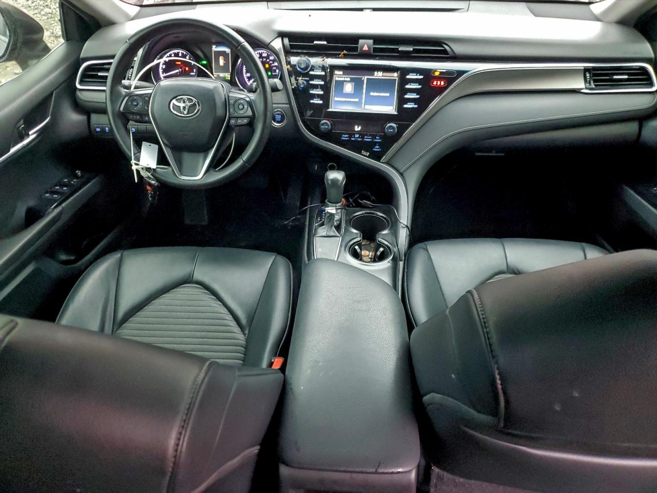 TOYOTA CAMRY L
