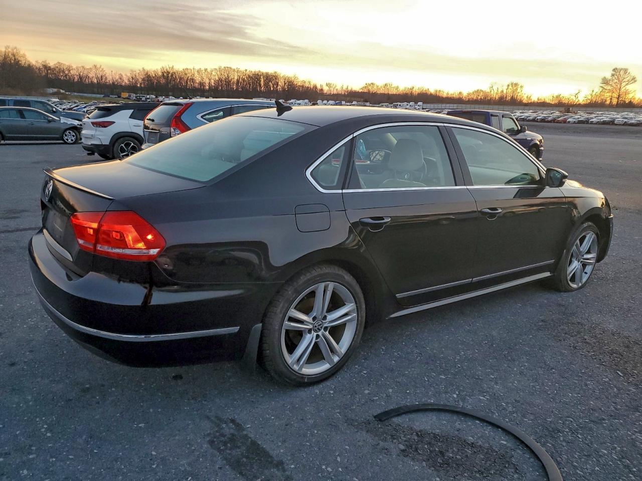 VOLKSWAGEN PASSAT SEL